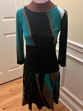 Eva Varro Teal & Black Dress